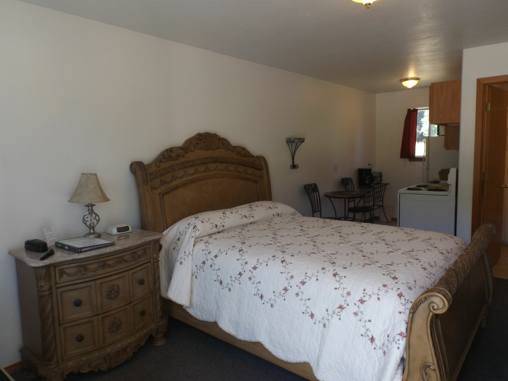 Clark Fork Lodge Экстерьер фото